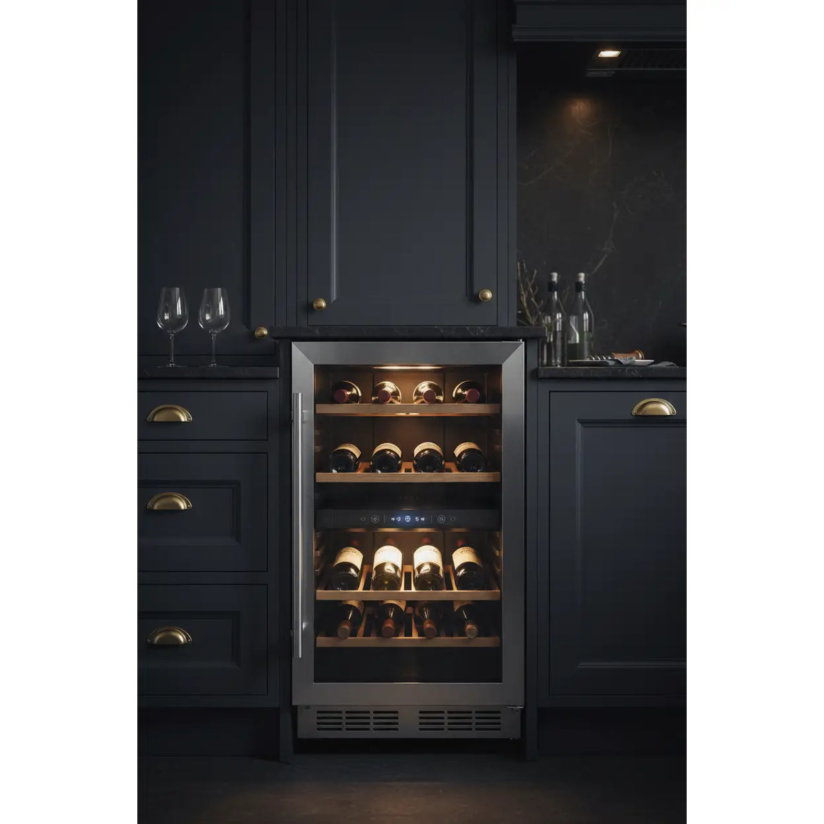 Hoover HWCB 80UK — 80 Bottle Freestanding Dual Zone Wine Fridge