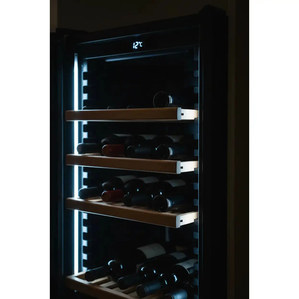Swisscave WL30B — 30 Bottle Built-In Single Zone Wine Fridge
