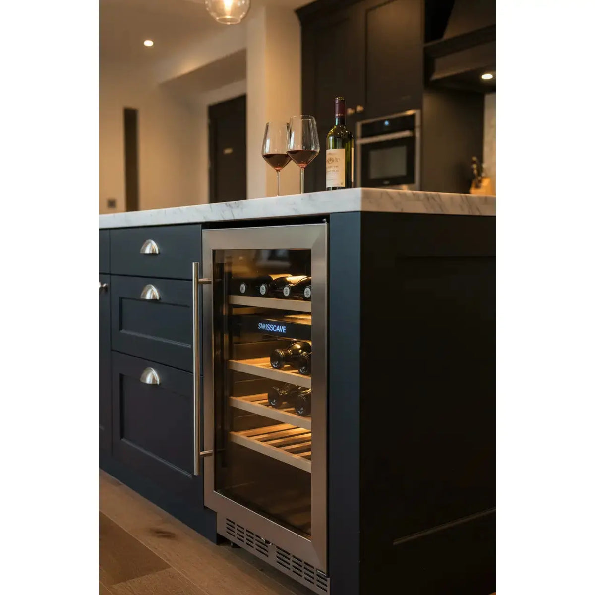 Swisscave WL30B — 30 Bottle Built-In Single Zone Wine Fridge