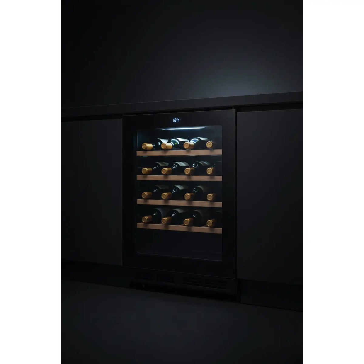 Vintec V150SG2 Noir — 150 Bottle Tall Single Temperature Wine Cabinet